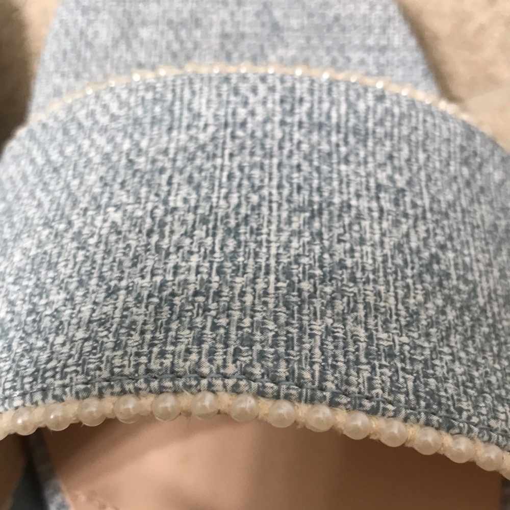 New blue and white shoes - Picture 5 of 8